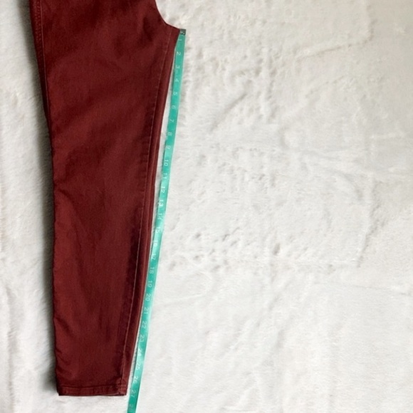 Like New Prana Oday Jeans Vino Maroon Organic Stretch Denim Skinny - Picture 4 of 7